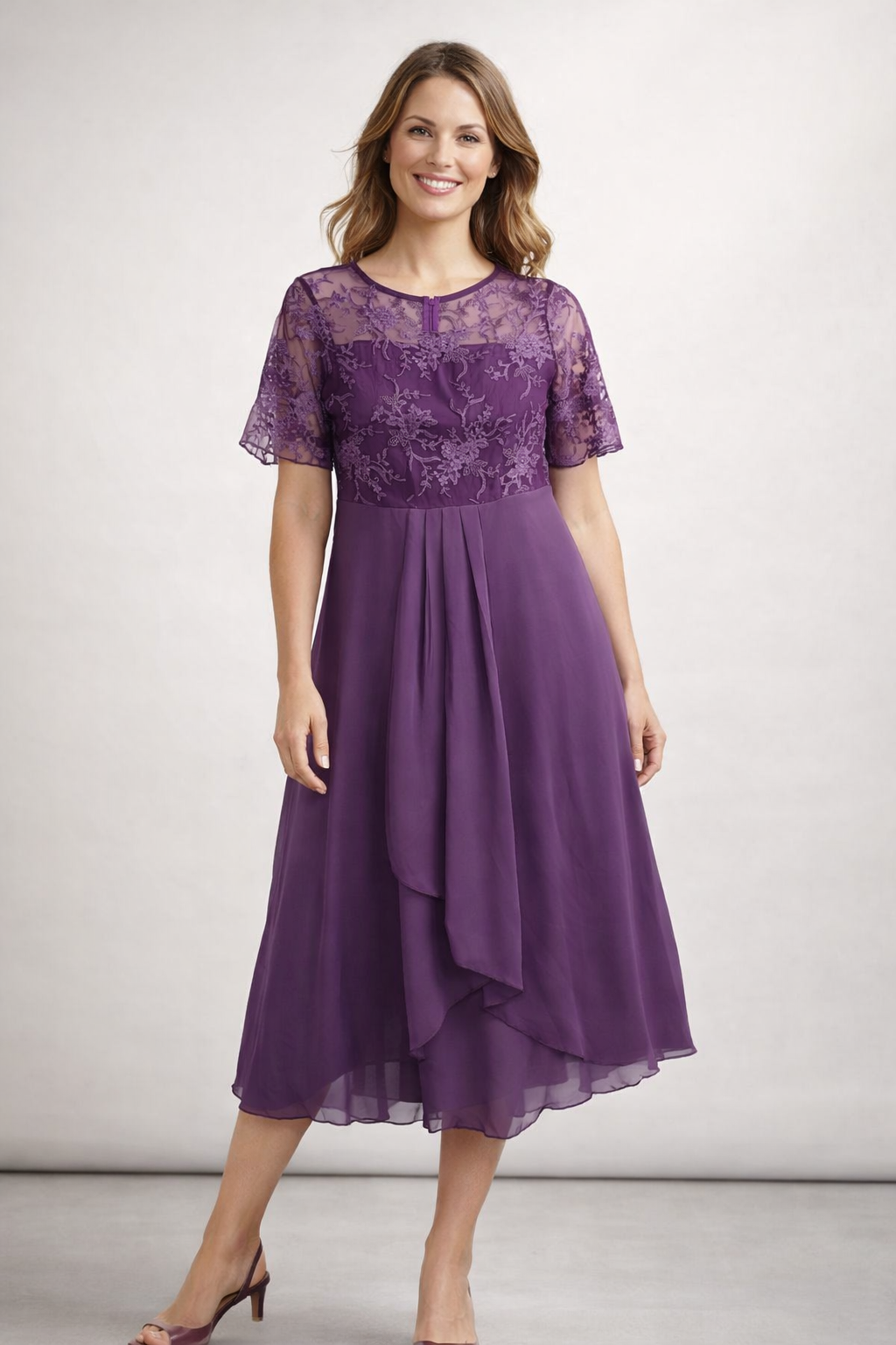 Blomsterblonde Midi Kjole | Elegant Korte Ærmer 3