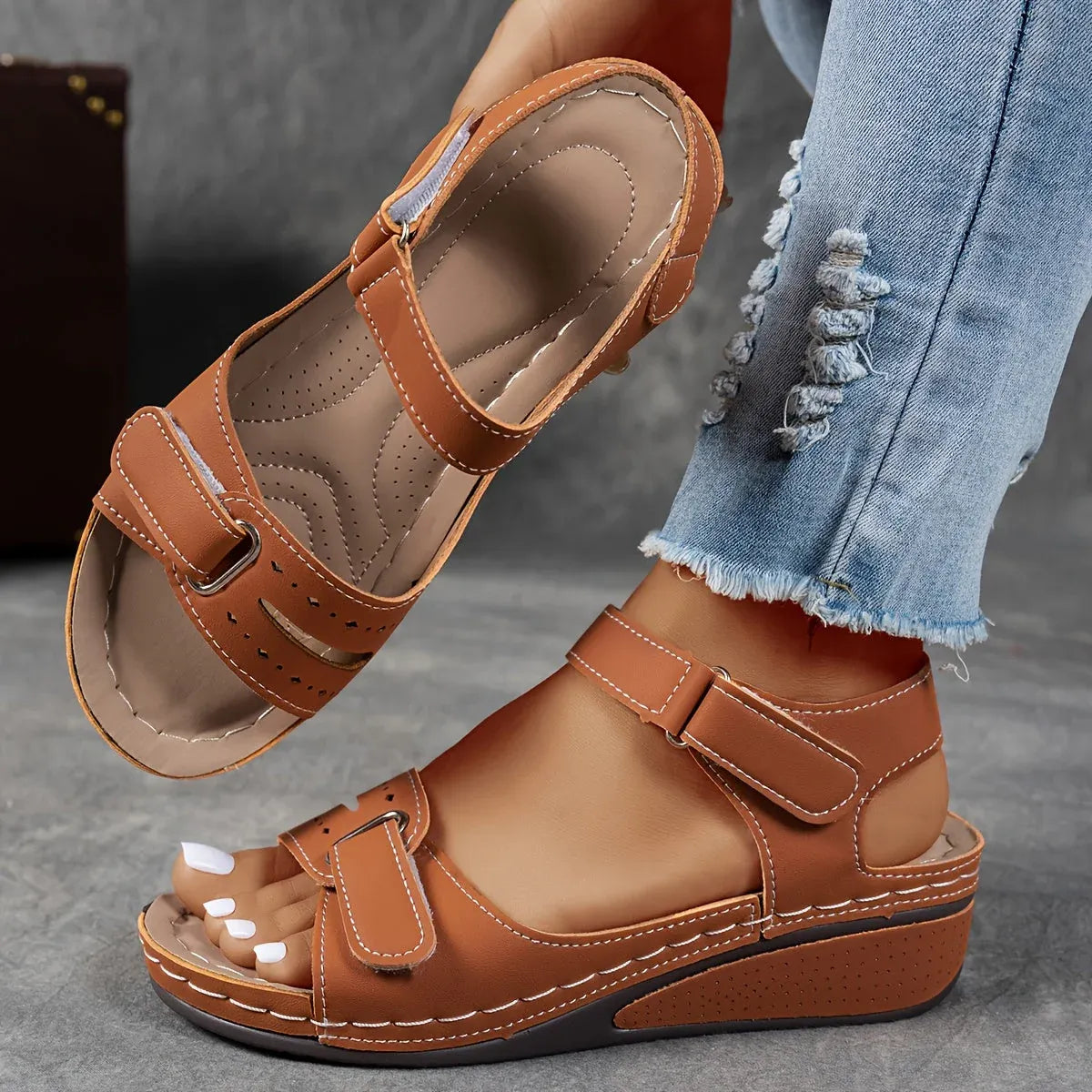 Candice | Elegant Remsandal til Kvinder med Ergonomisk Design 4