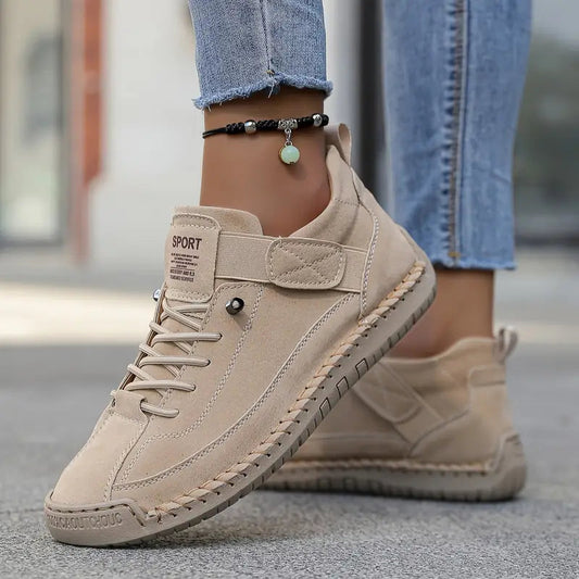 Mia Sneakers | Komfortable Slip-On Sko til Kvinder 0
