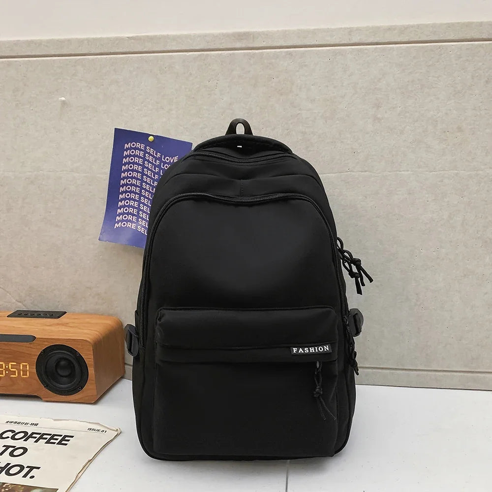 Sort Rygsæk | Stor Kapacitet til Studerende og Rejser 7